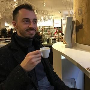 Meet your Posher, Maxwell